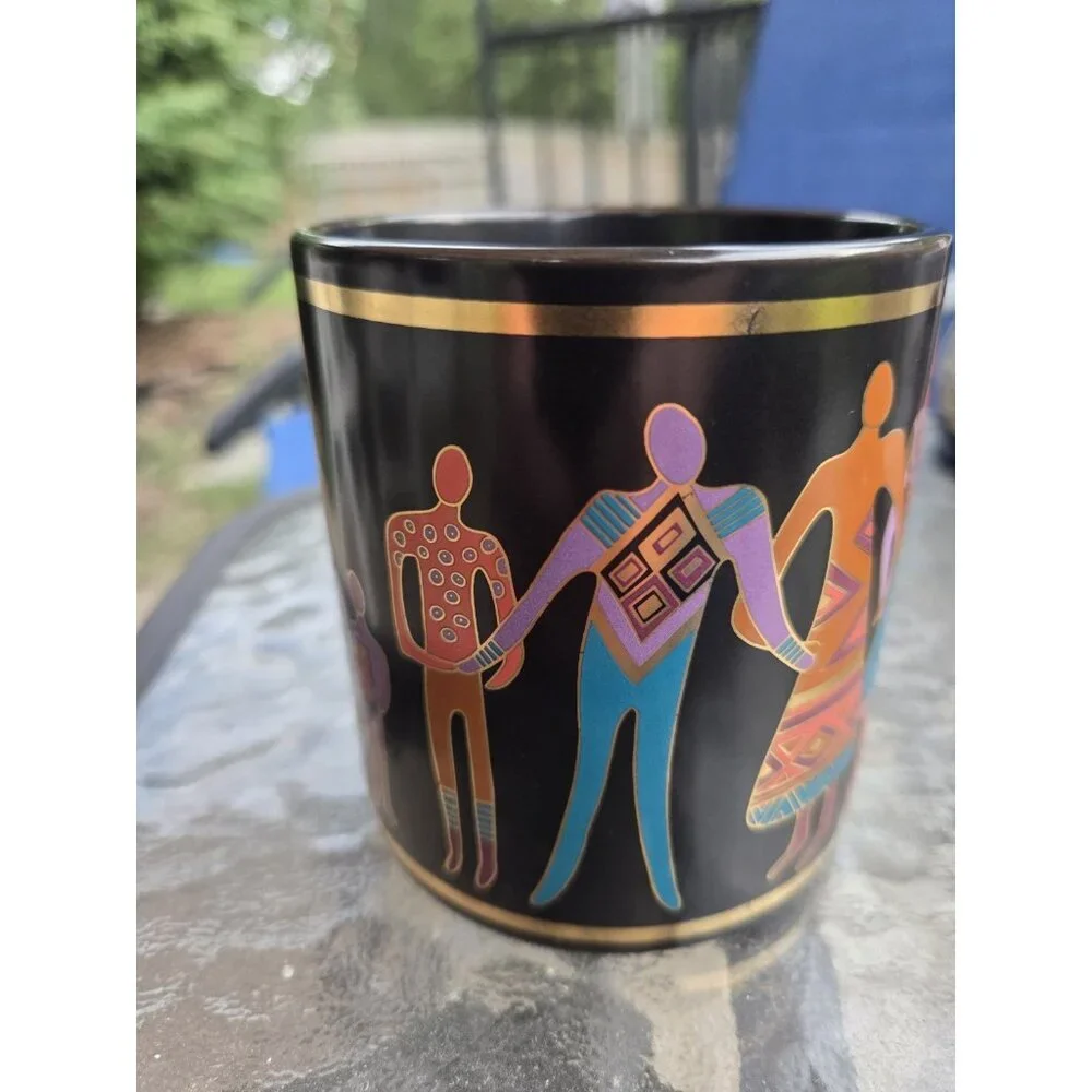 Vintage LAUREL BURCH Familia del Mundo‎ Coffee Mug Cup 1988